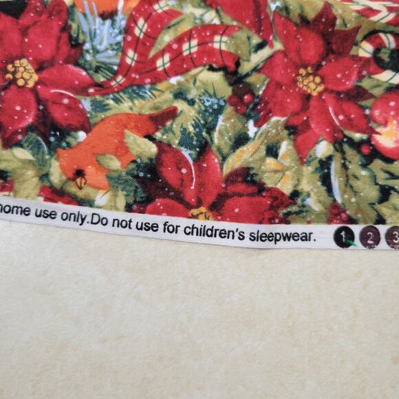 Cotton Fabric Lot 1 Christmas Poinsettia Floral Print 18x42"  Quilting Craft - Picture 6 of 12